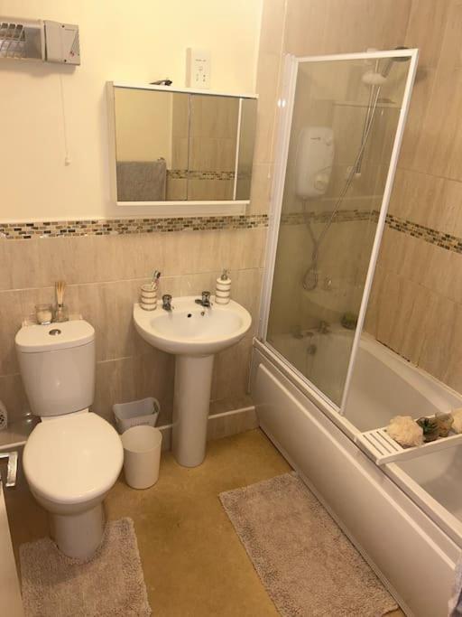 1 Bedroom Flat, Bournemouth Eksteriør billede